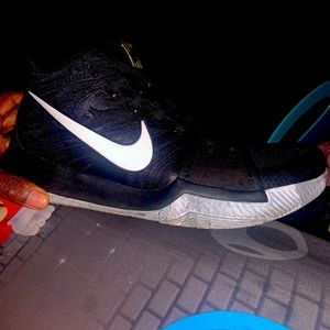 Kyrie 3 bhm